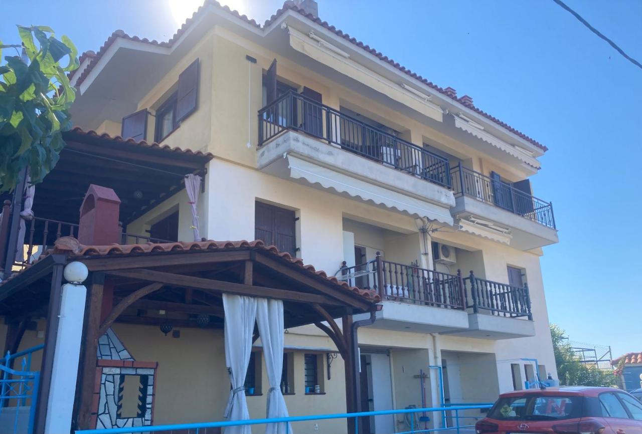 Nikiti Seaview Apartment Exterior photo